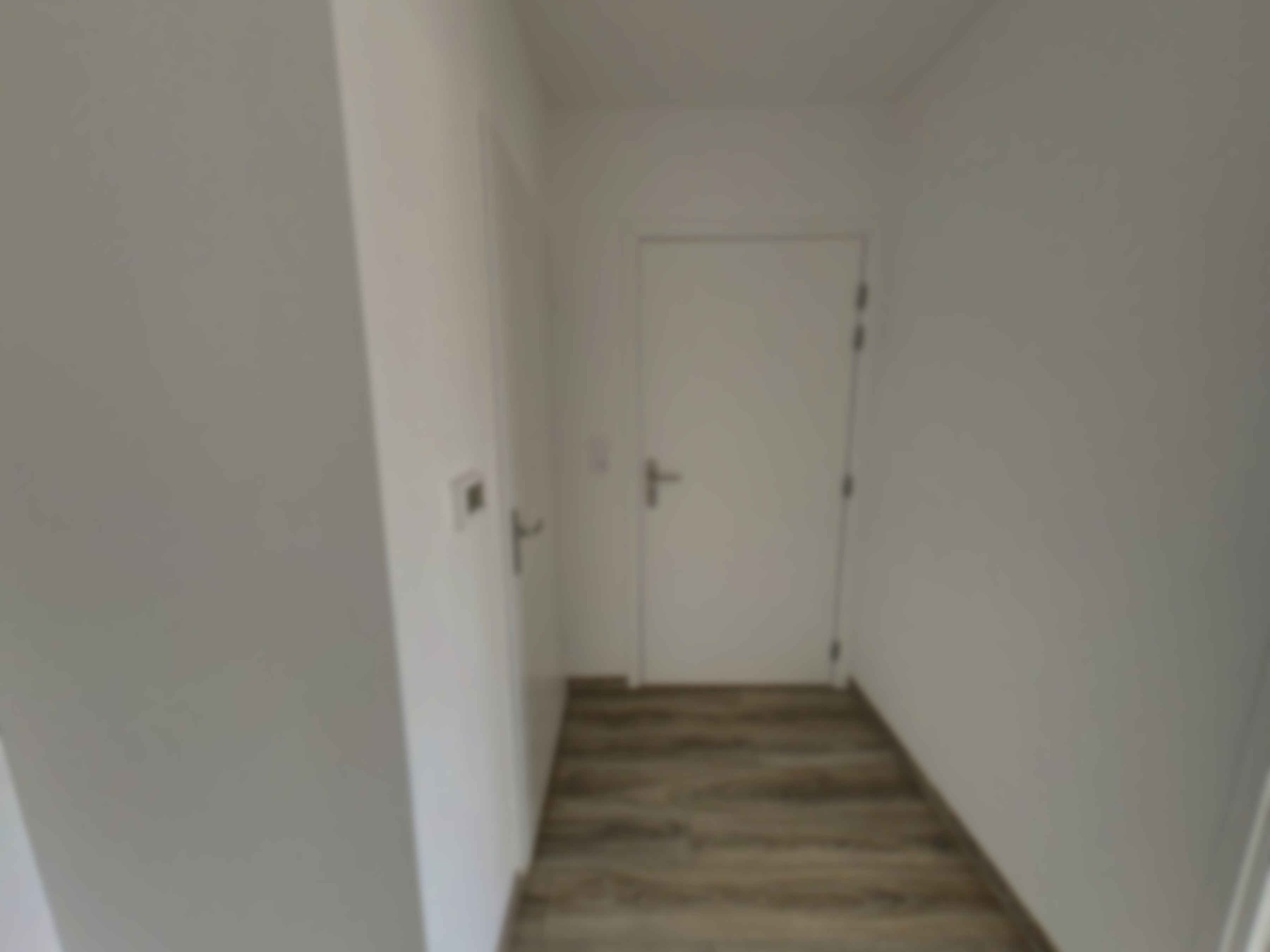 loading blurry tour image