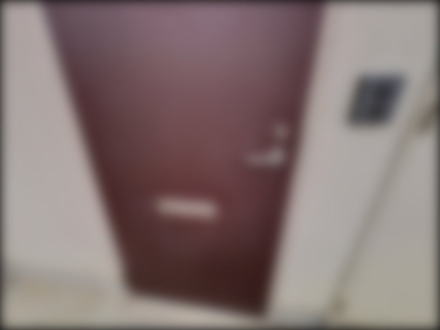 loading blurry tour image