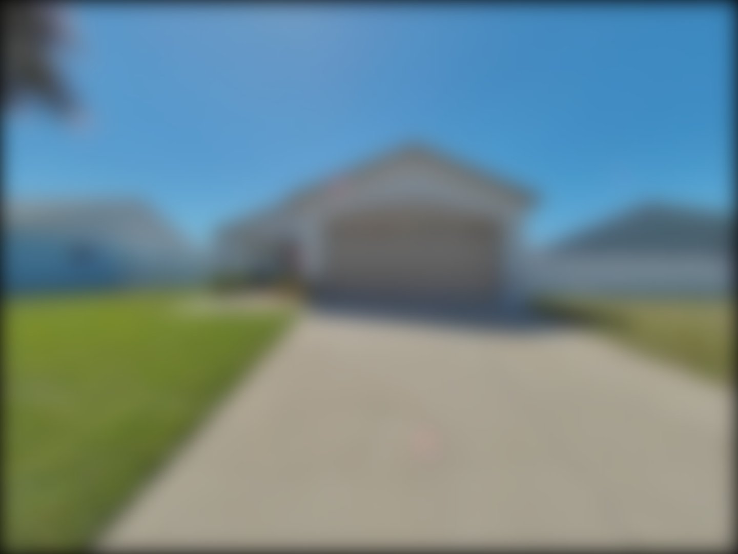 loading blurry tour image