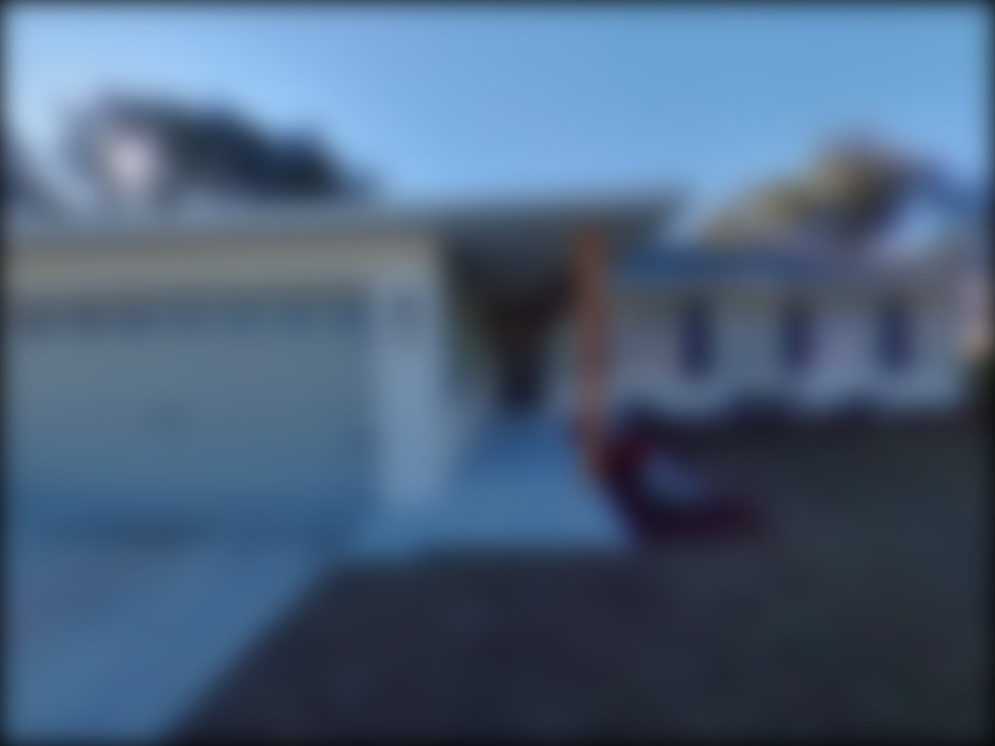 loading blurry tour image