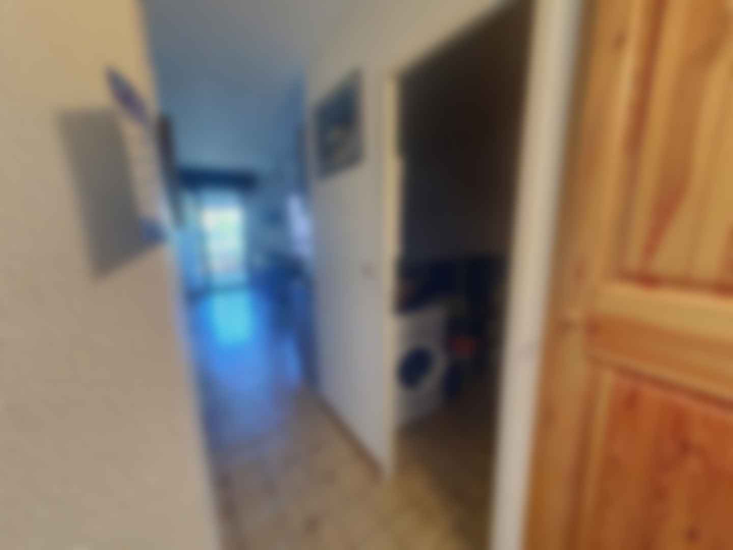 loading blurry tour image