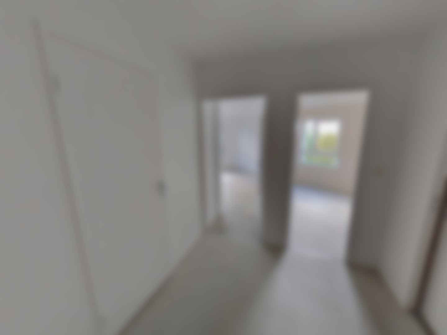 loading blurry tour image