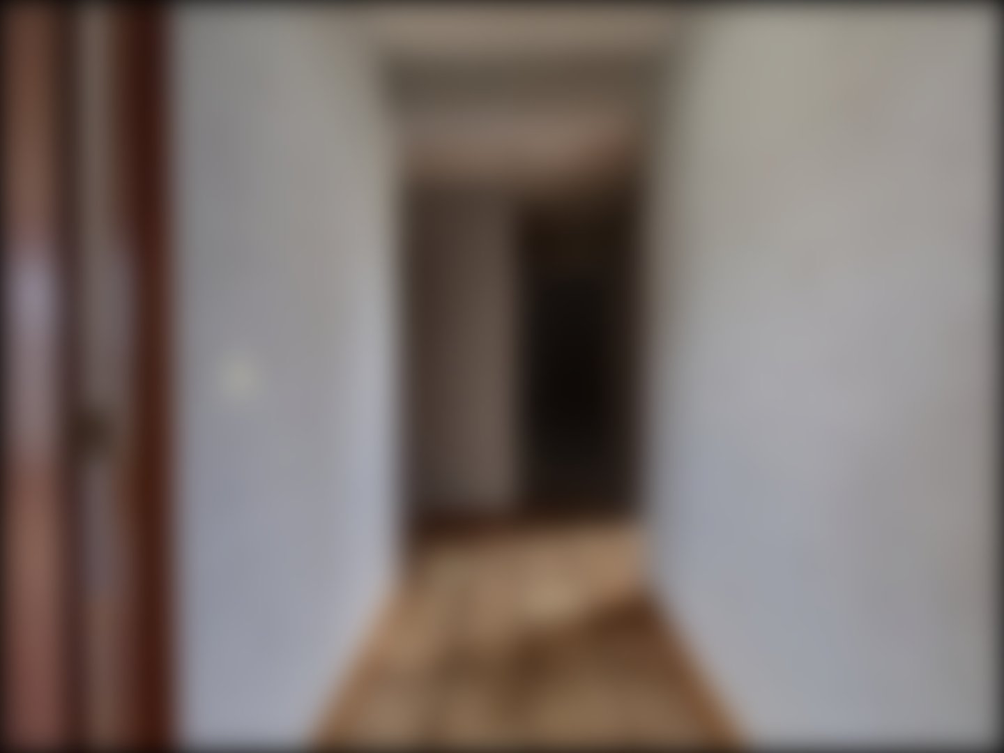 loading blurry tour image