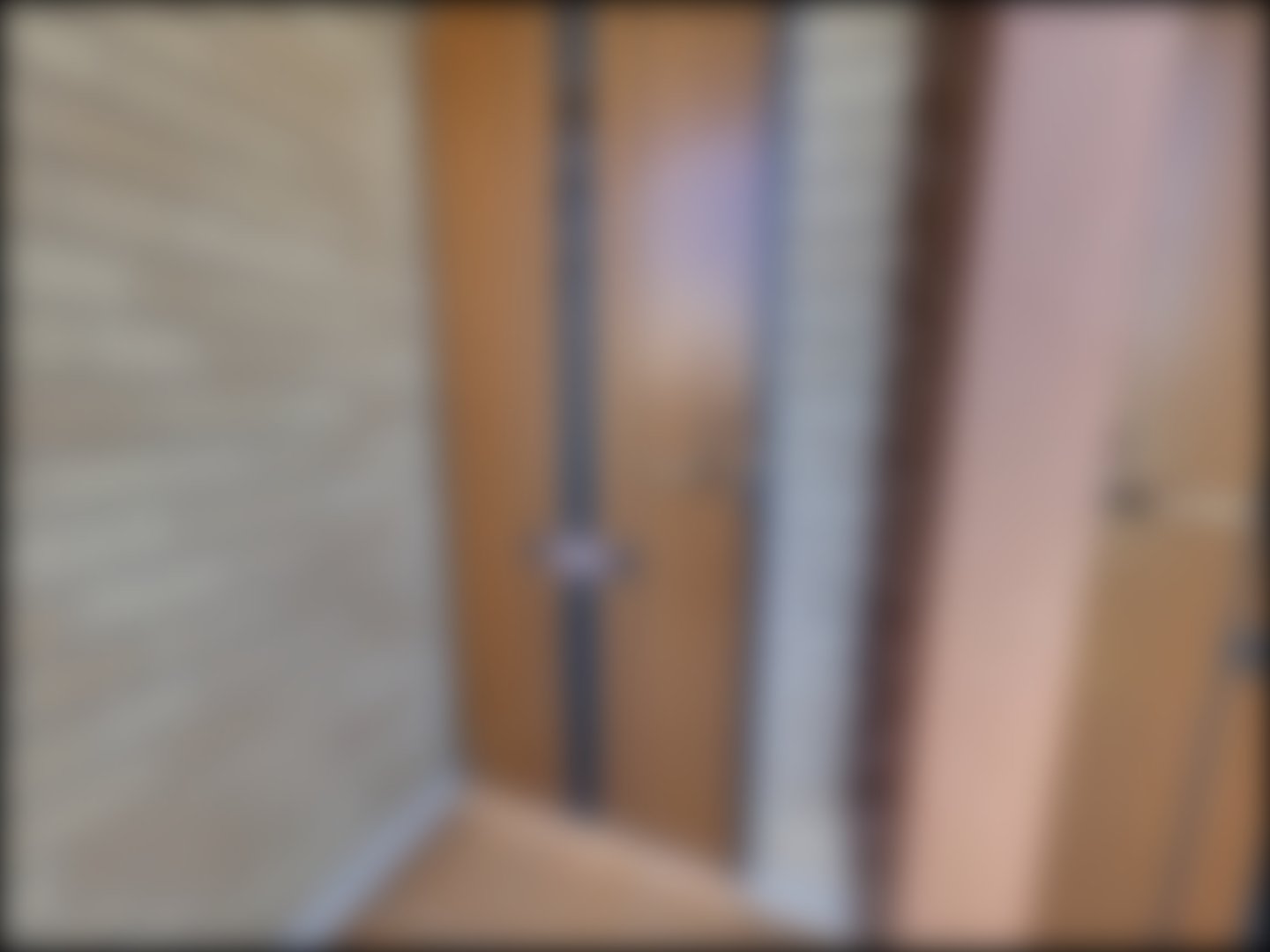 loading blurry tour image