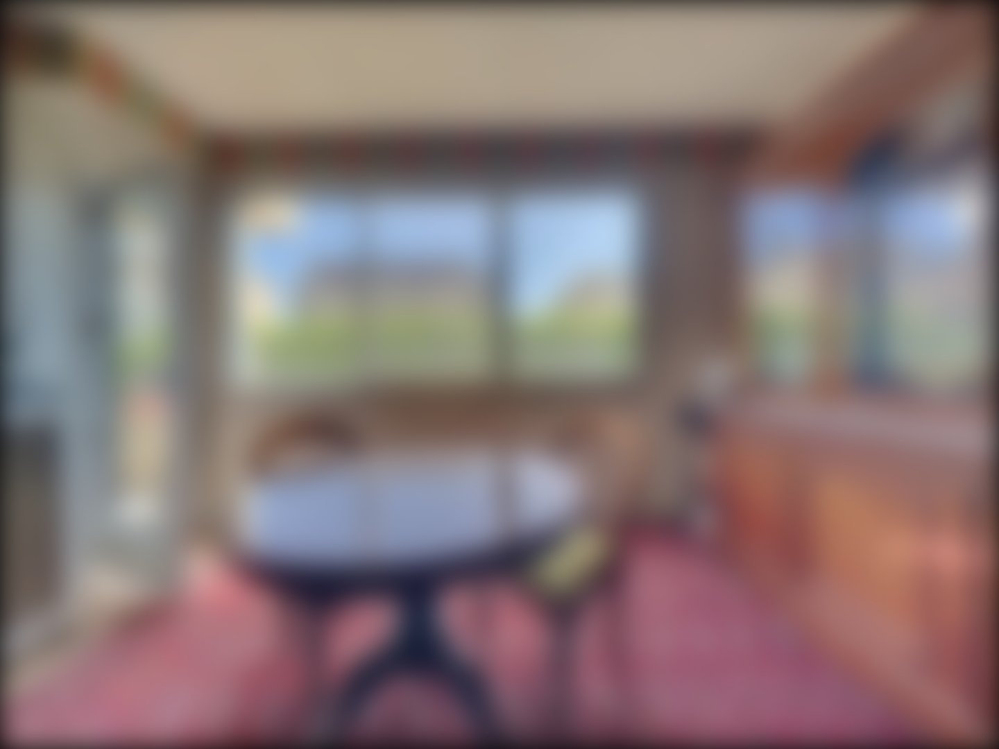 loading blurry tour image