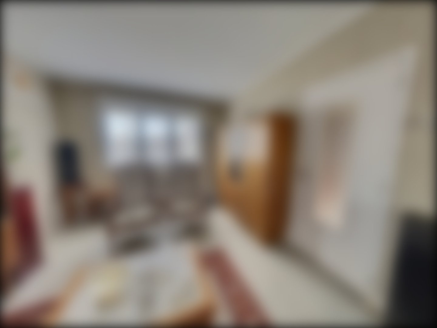 loading blurry tour image