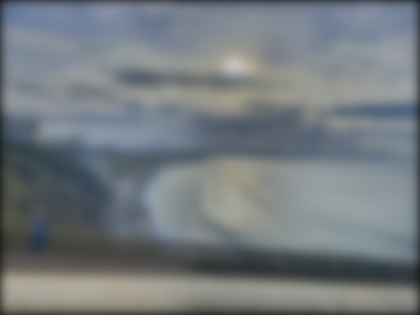 loading blurry tour image