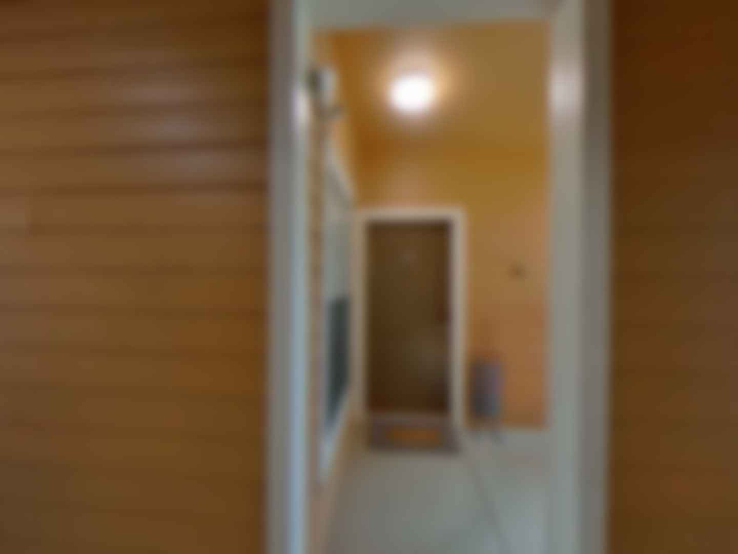 loading blurry tour image