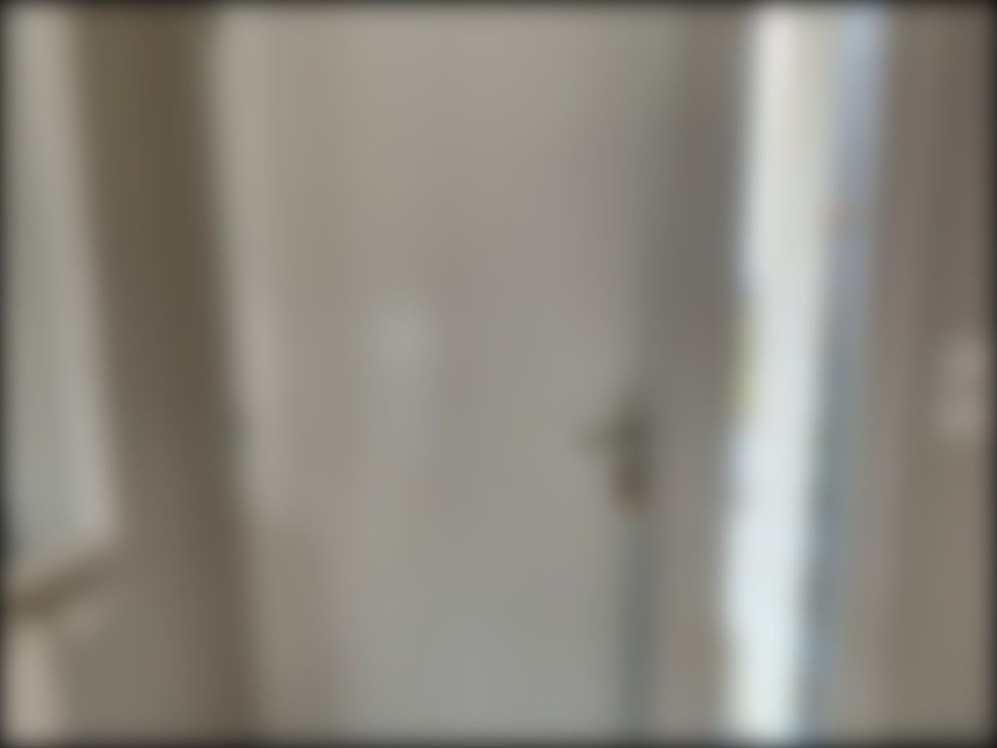 loading blurry tour image