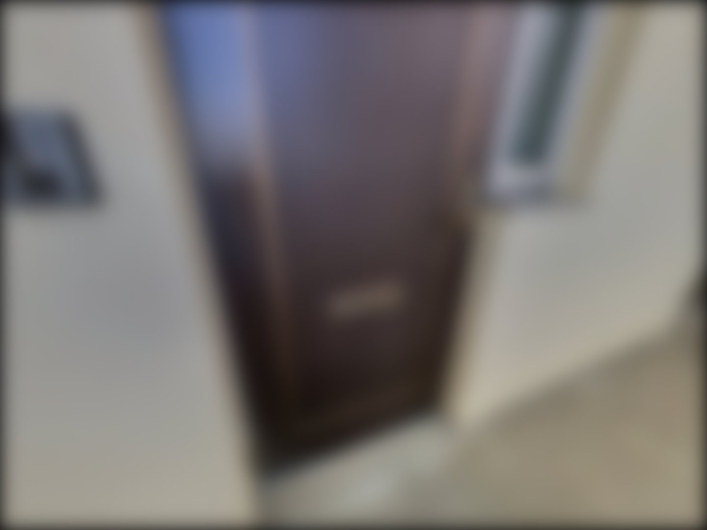 loading blurry tour image