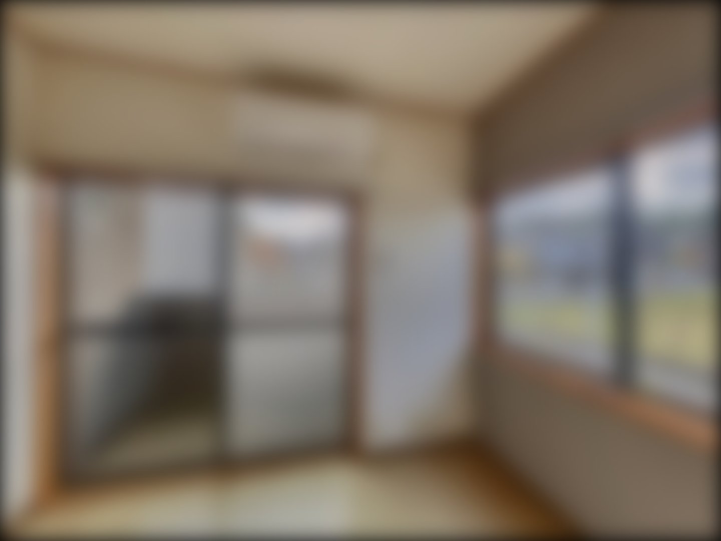 loading blurry tour image