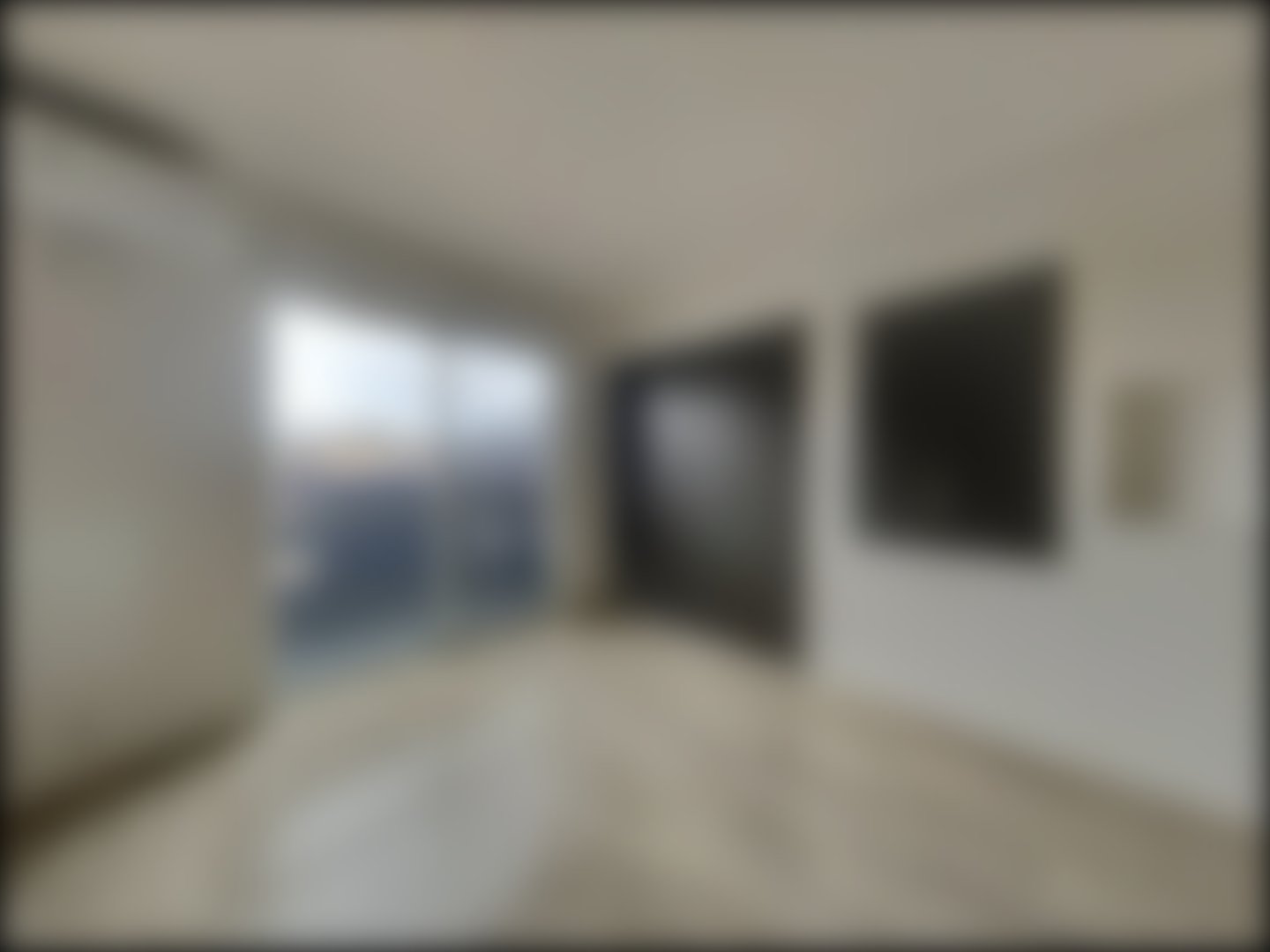 loading blurry tour image