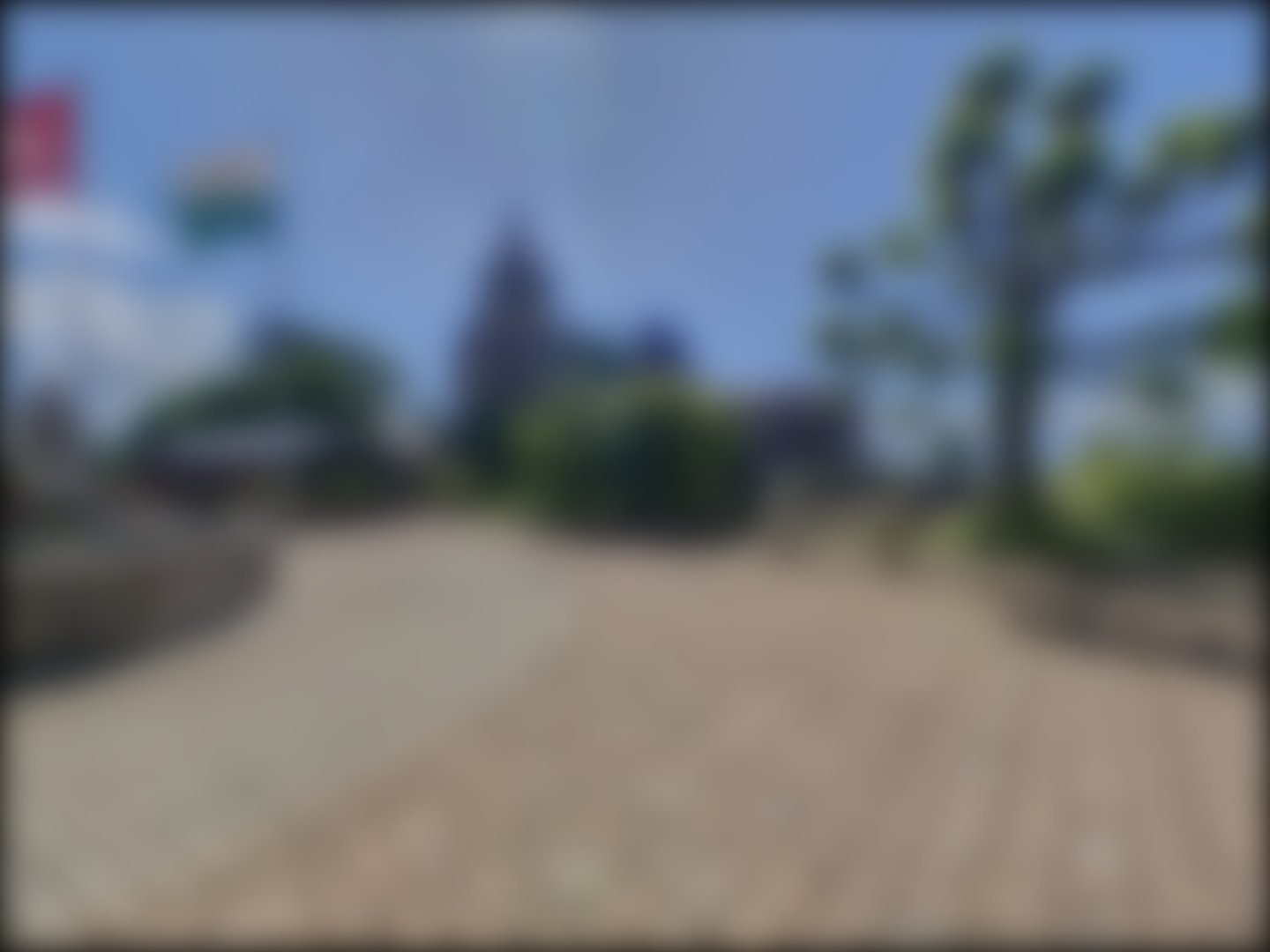 loading blurry tour image