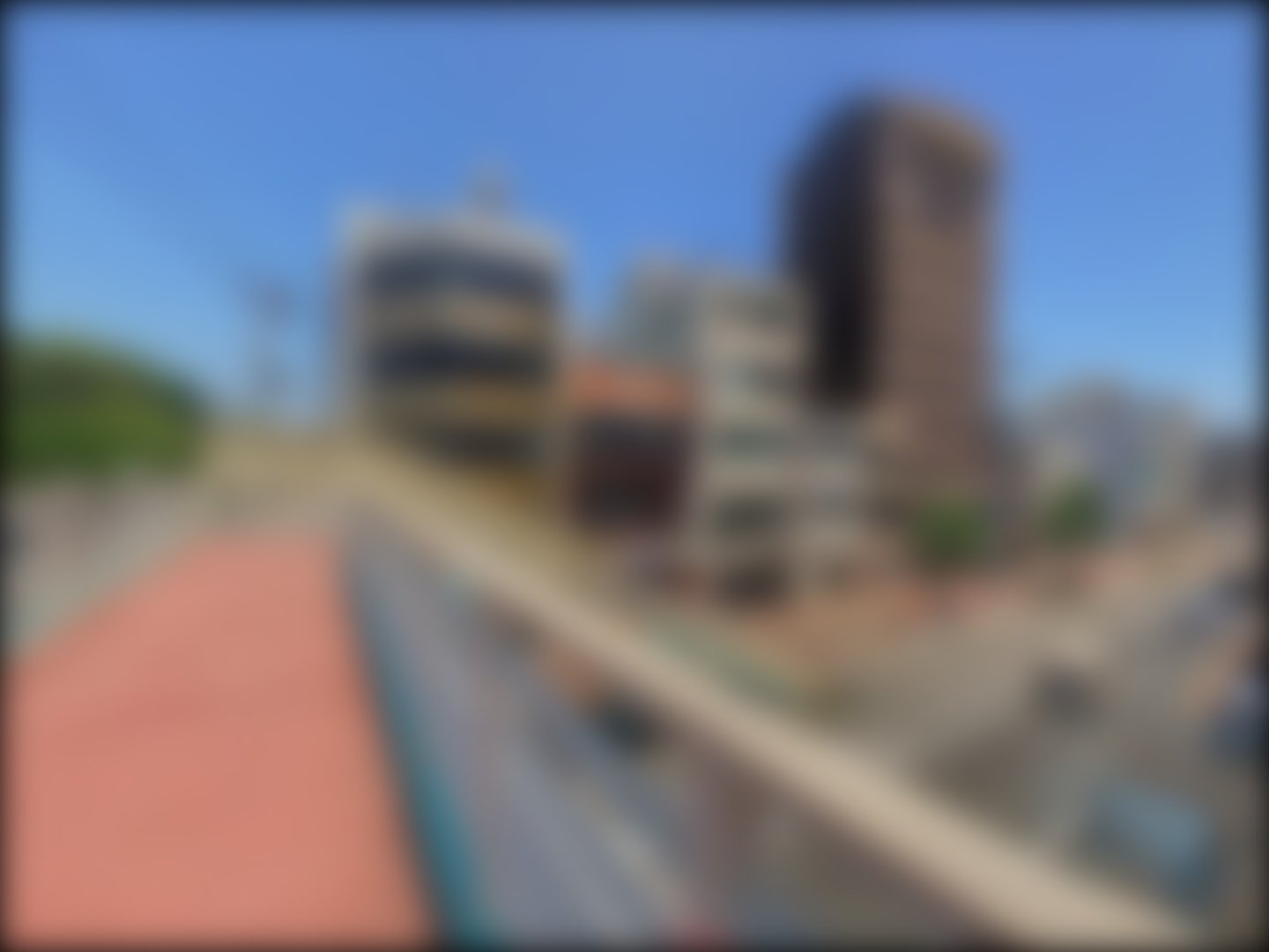 loading blurry tour image