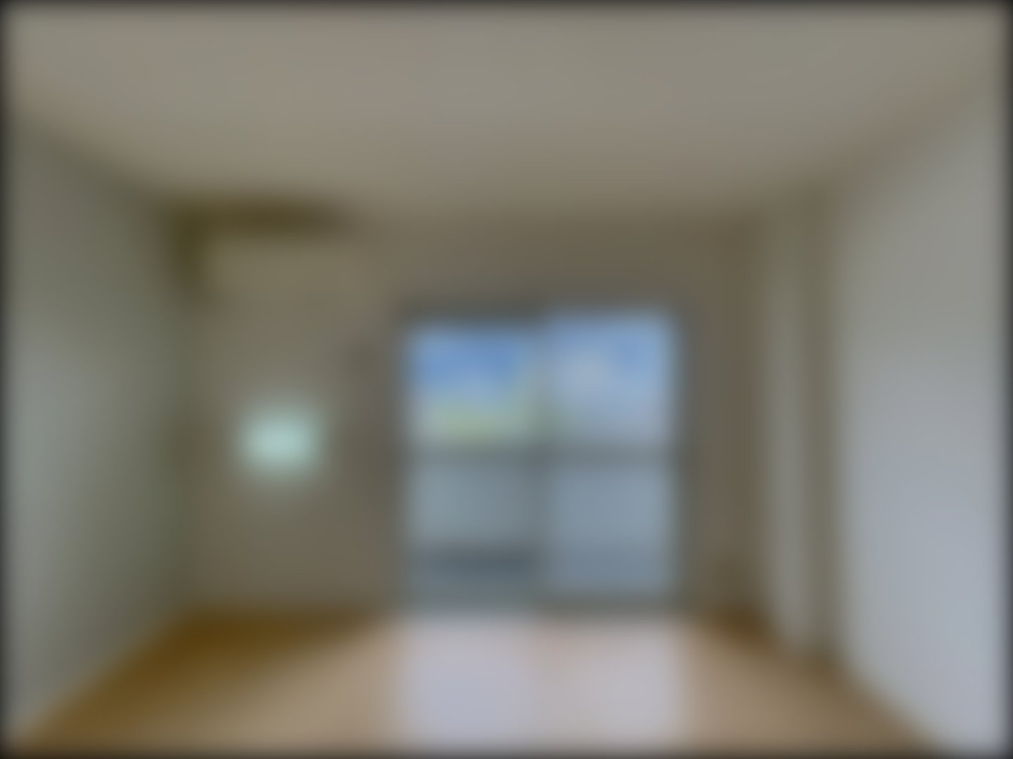 loading blurry tour image