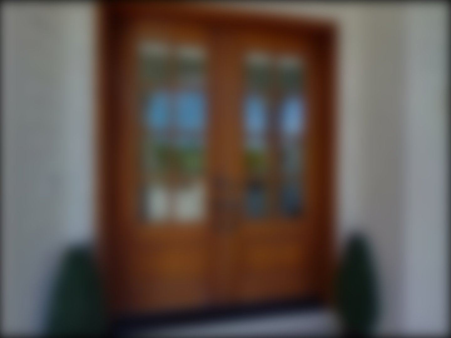 loading blurry tour image