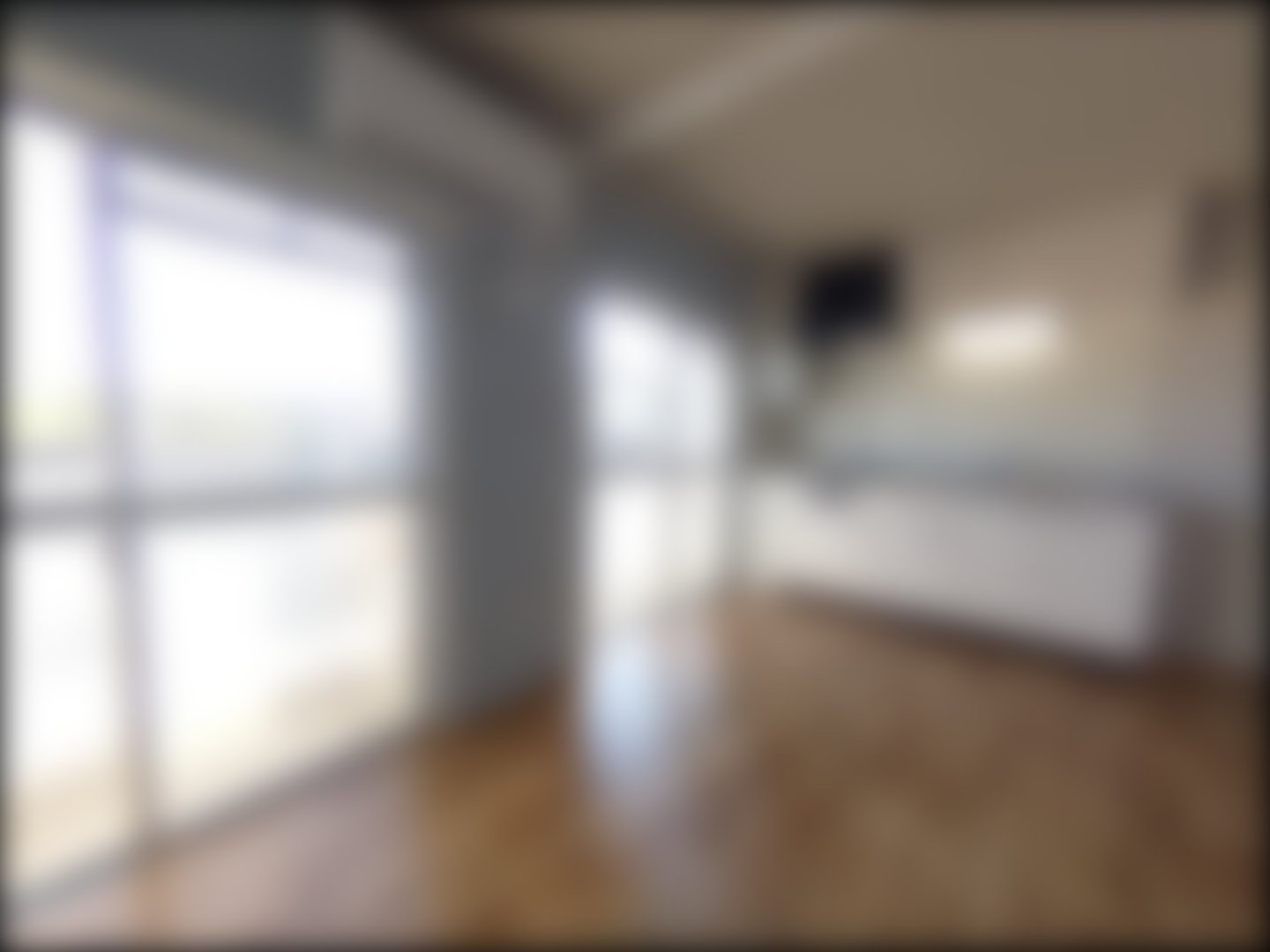 loading blurry tour image