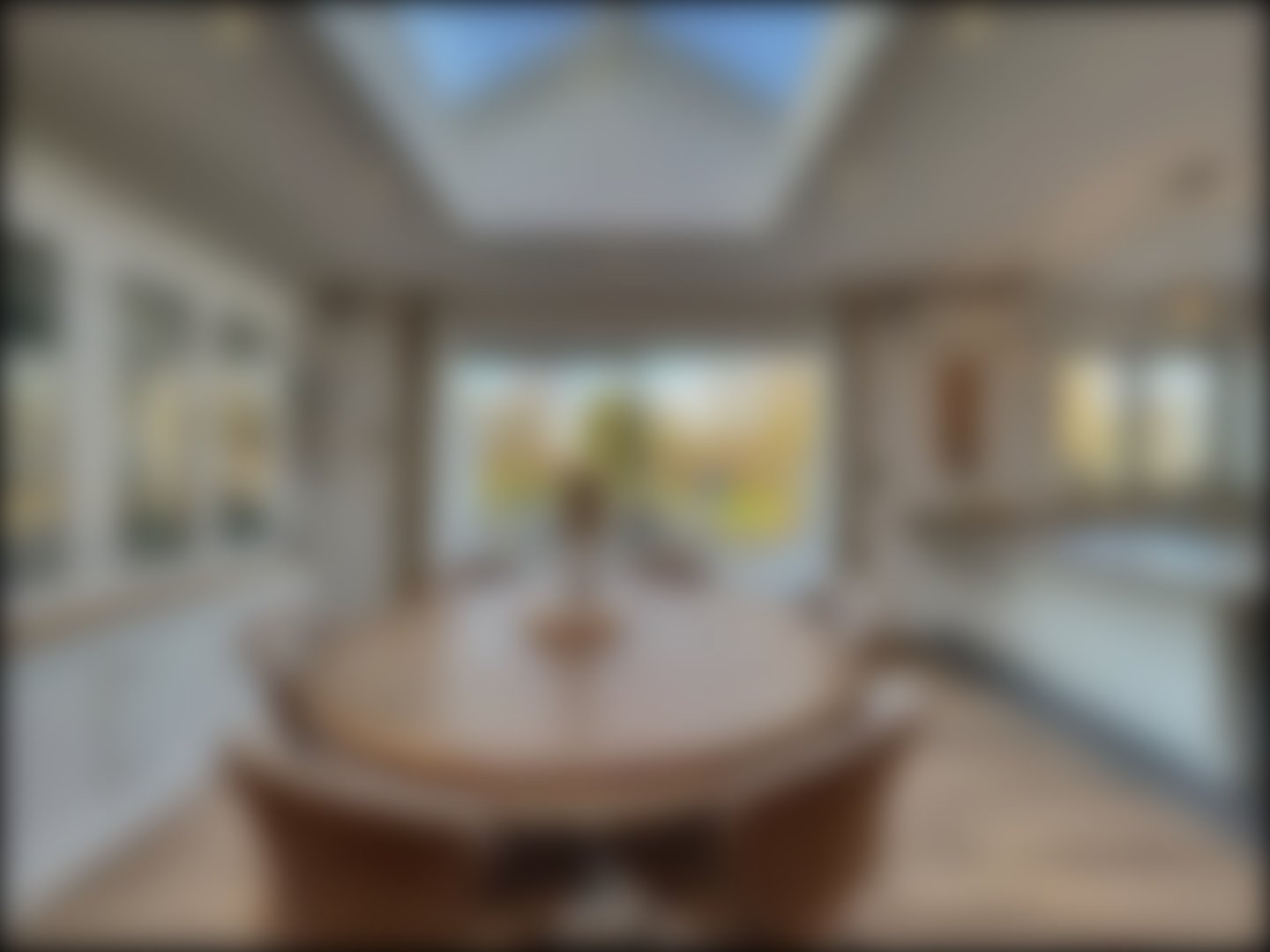 loading blurry tour image