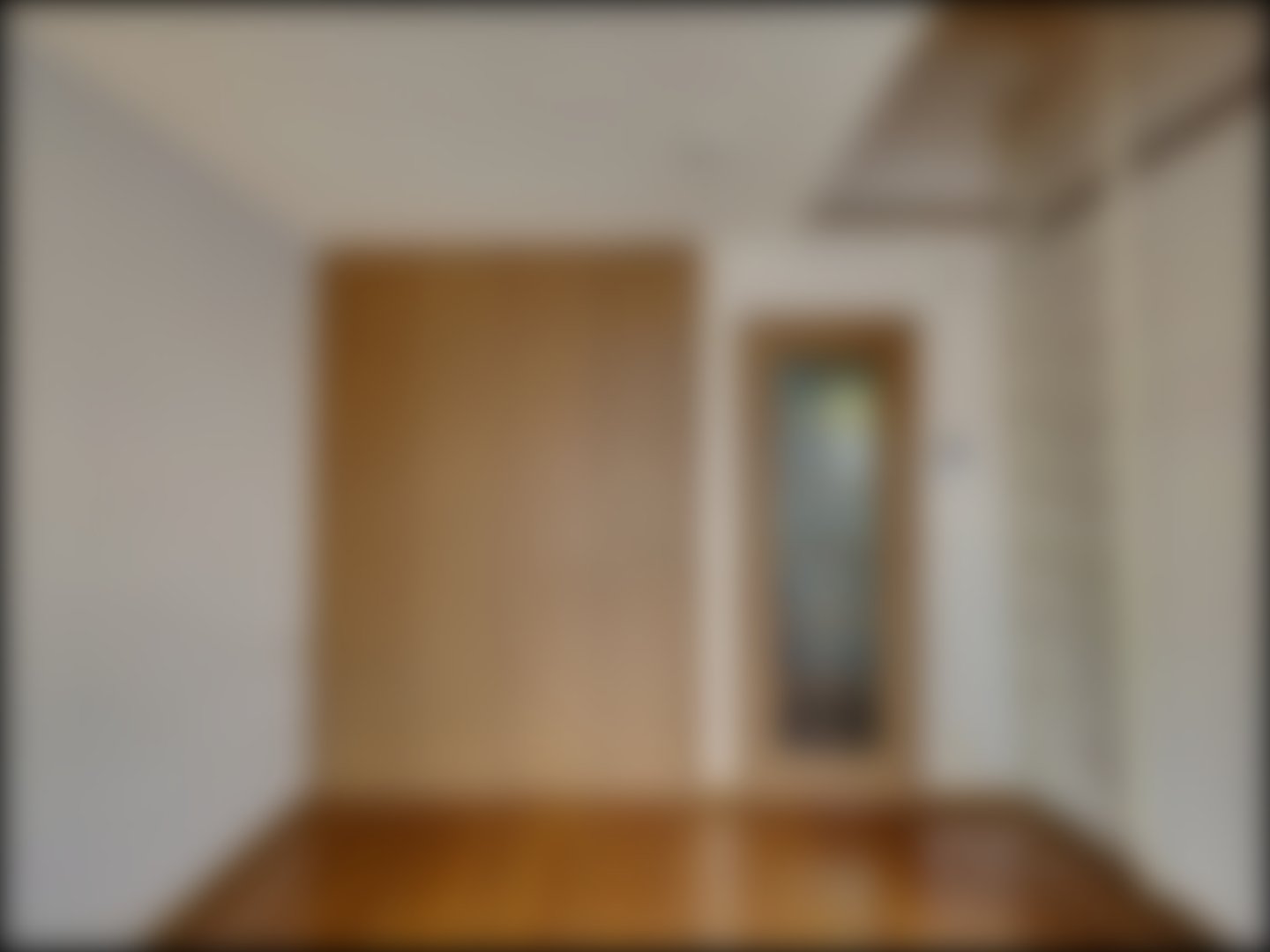 loading blurry tour image