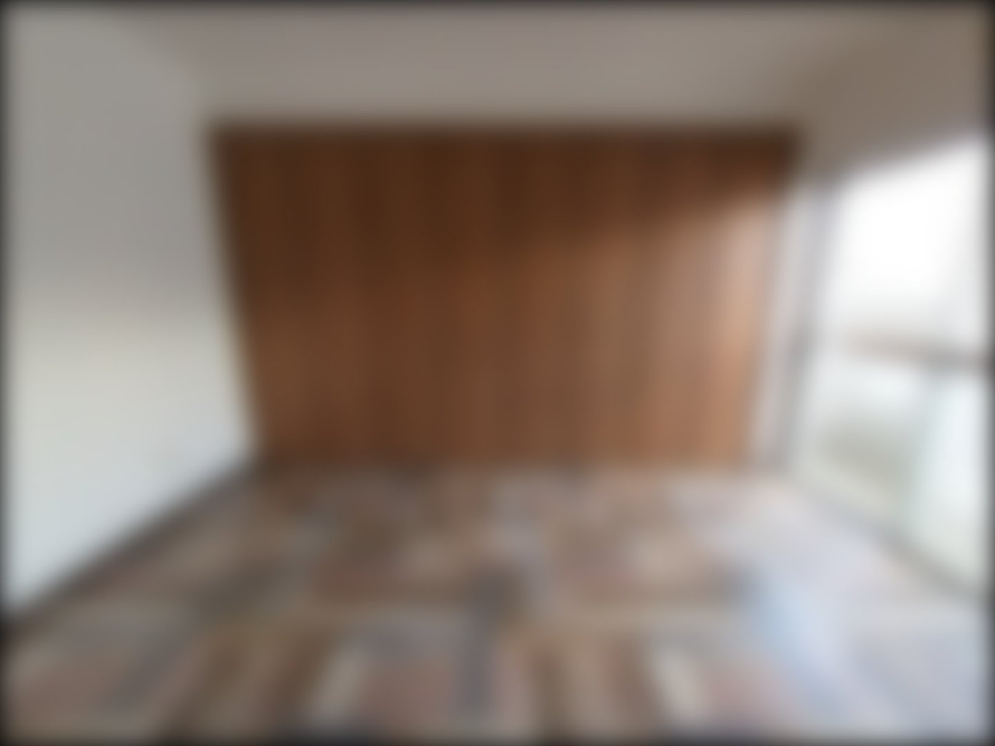 loading blurry tour image