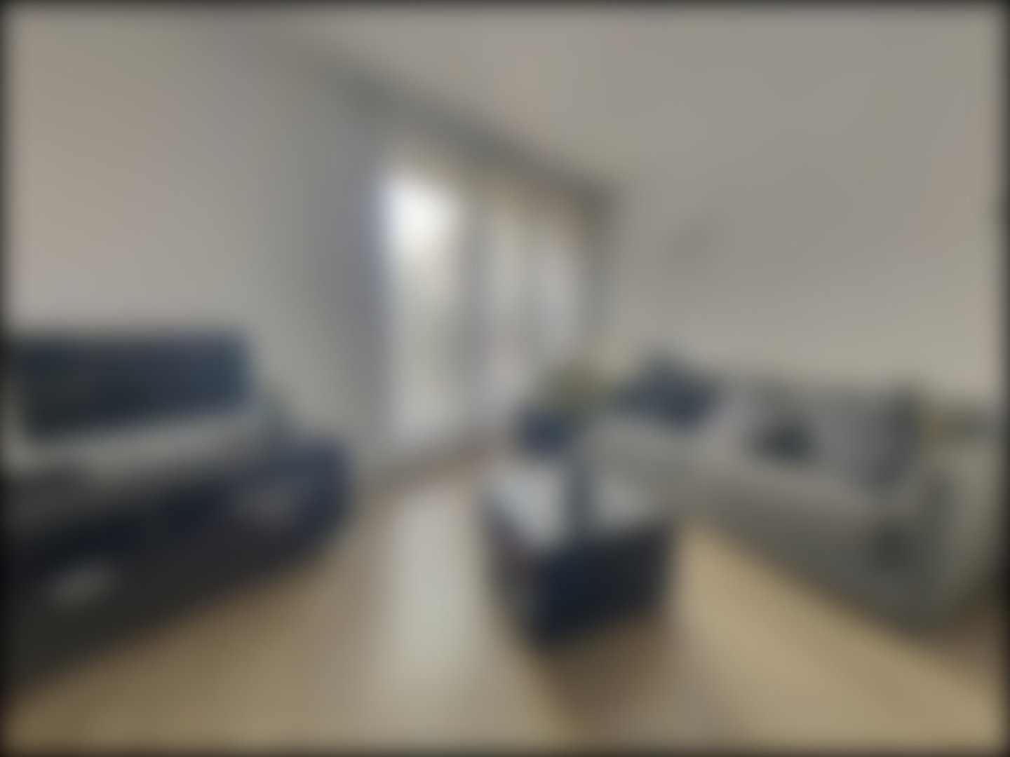 loading blurry tour image