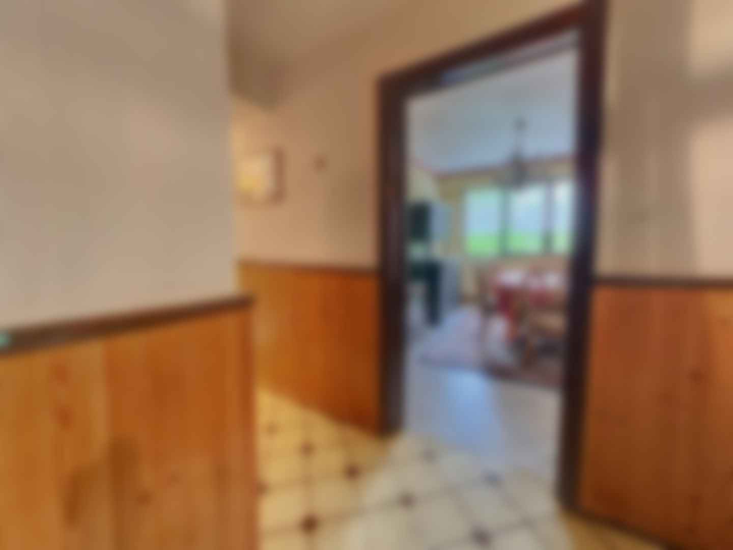 loading blurry tour image