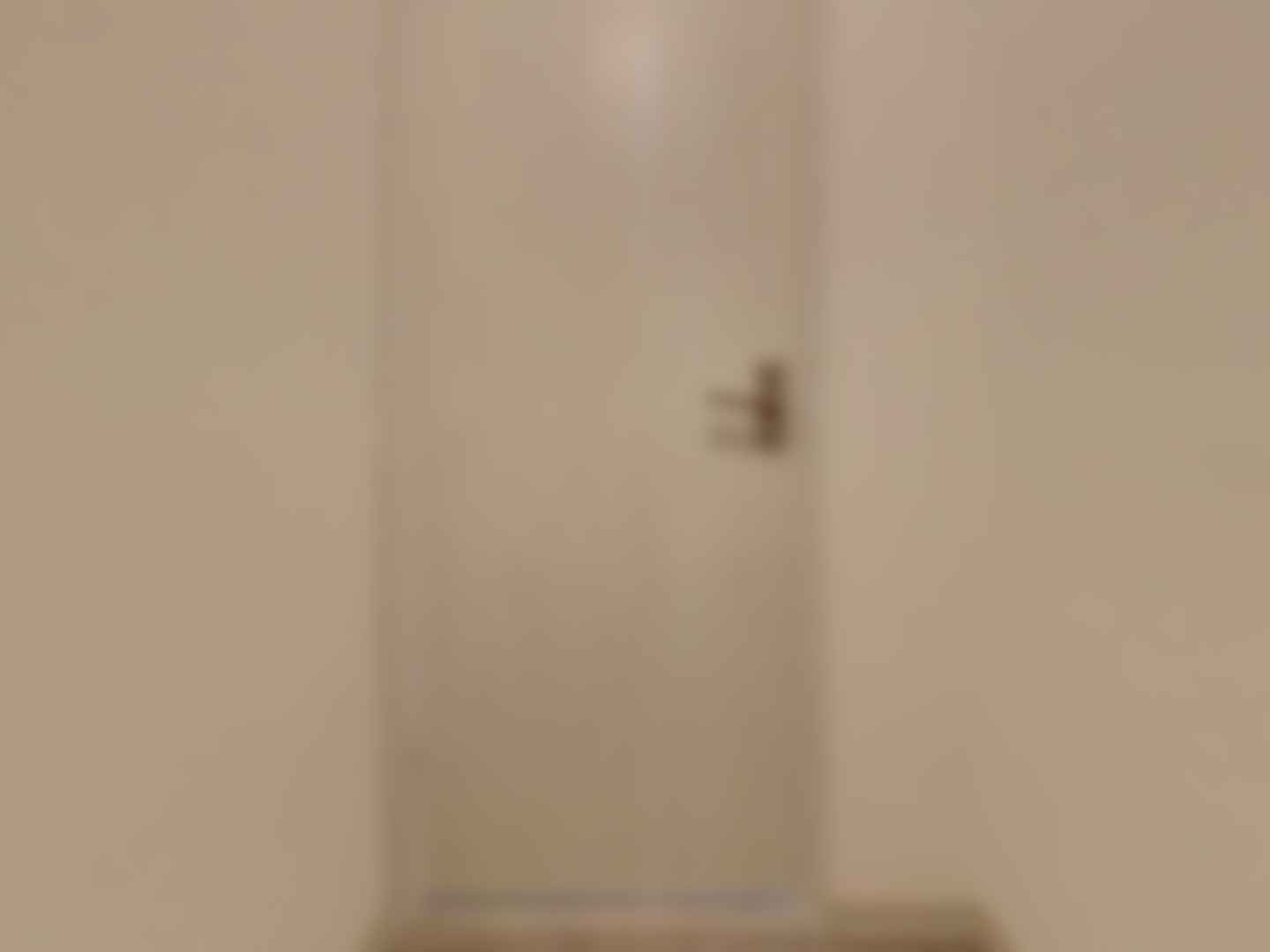 loading blurry tour image