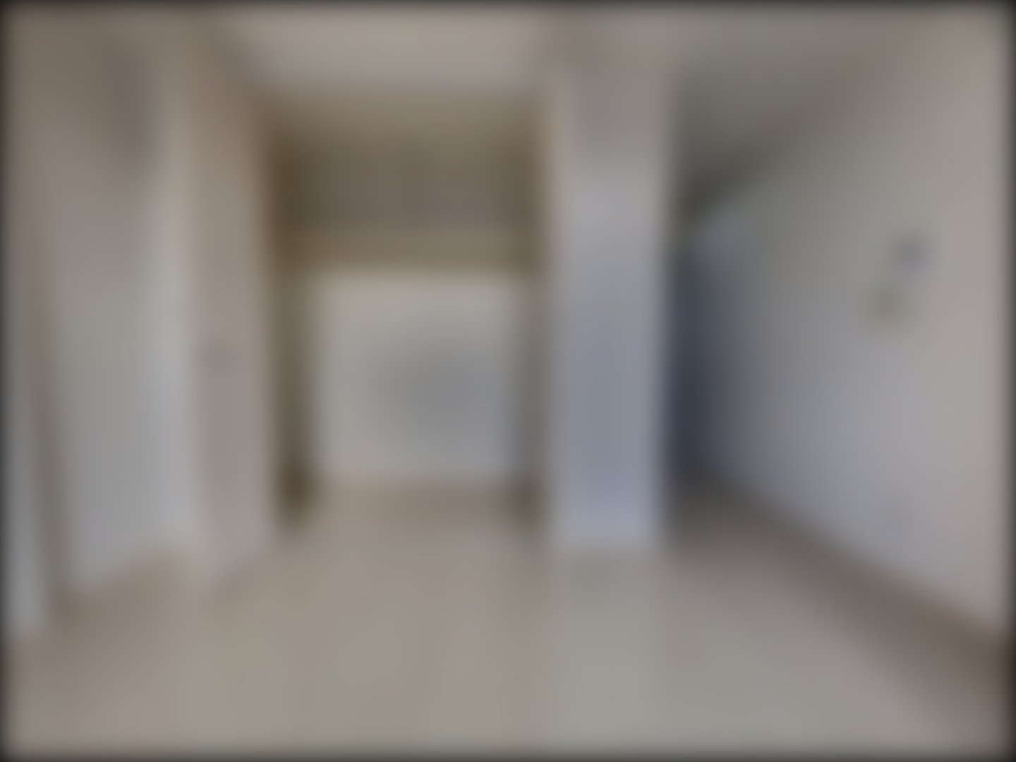 loading blurry tour image