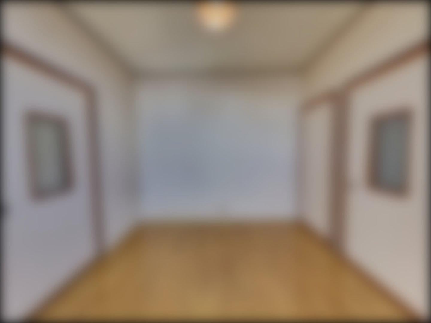 loading blurry tour image