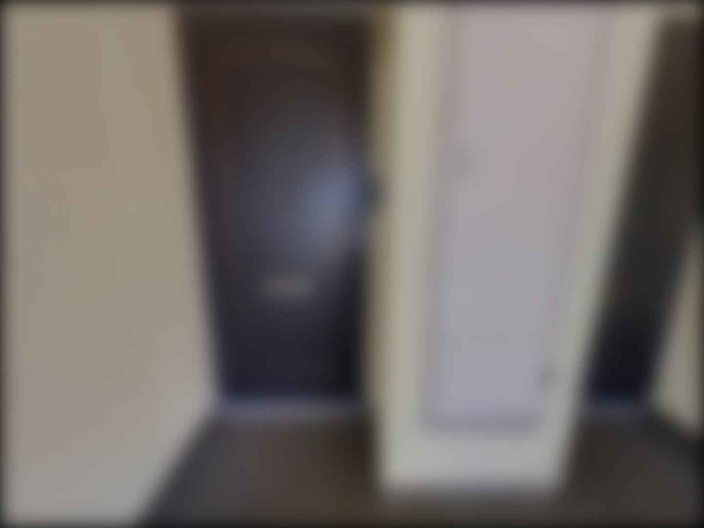 loading blurry tour image