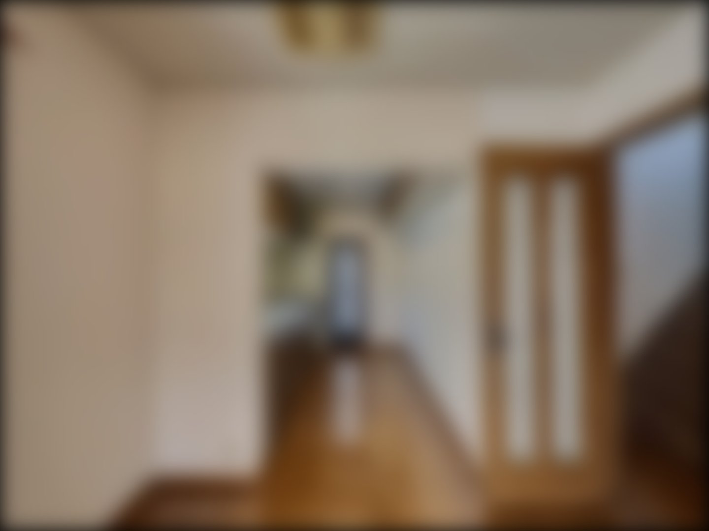 loading blurry tour image