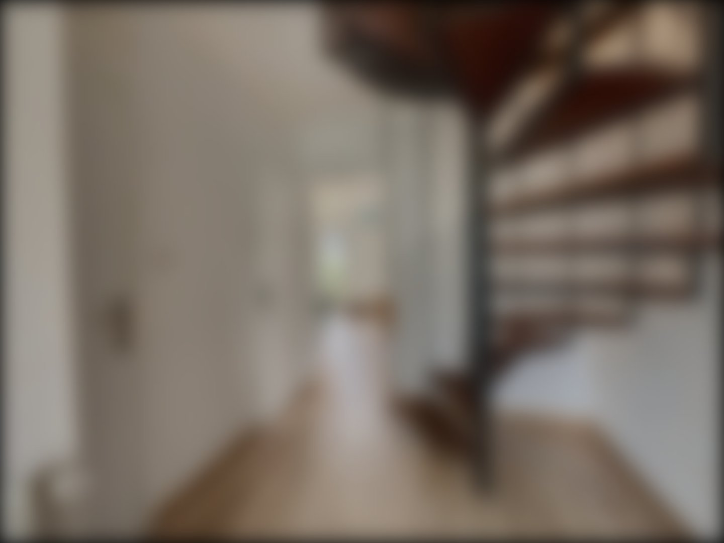 loading blurry tour image