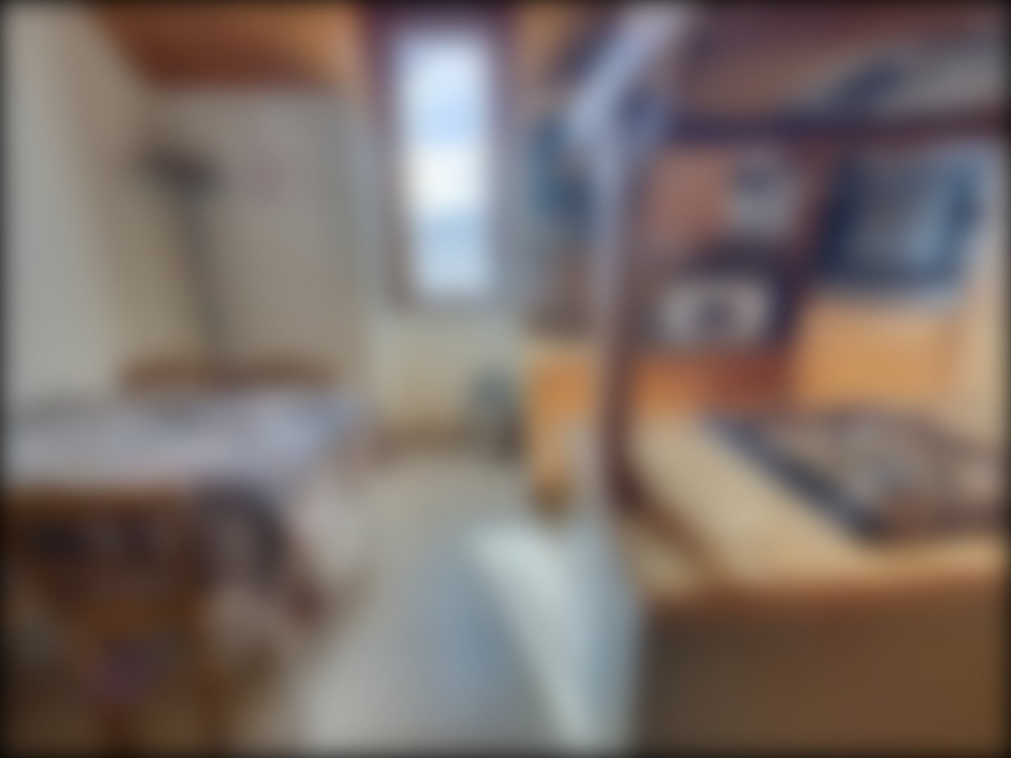 loading blurry tour image