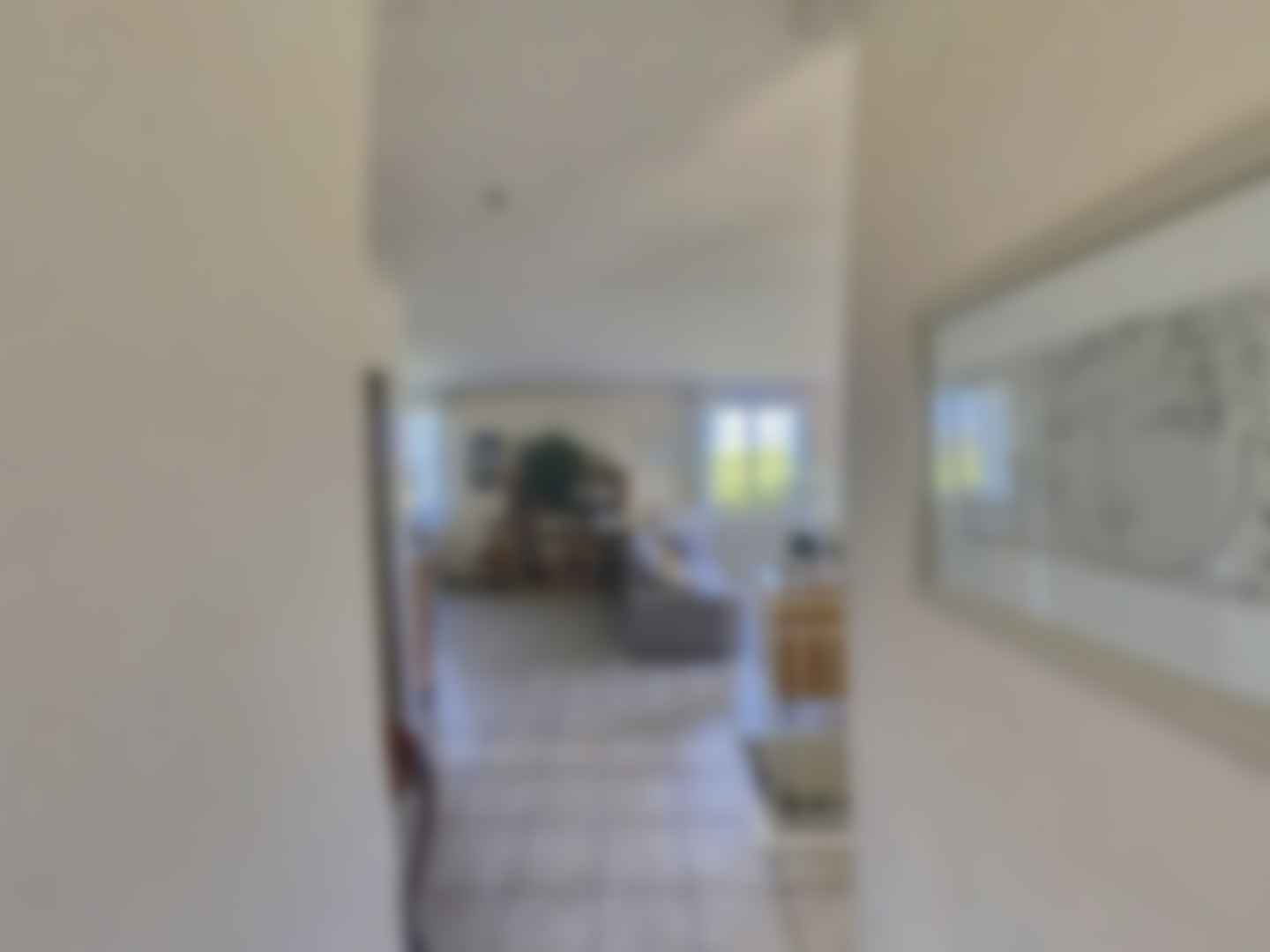 loading blurry tour image