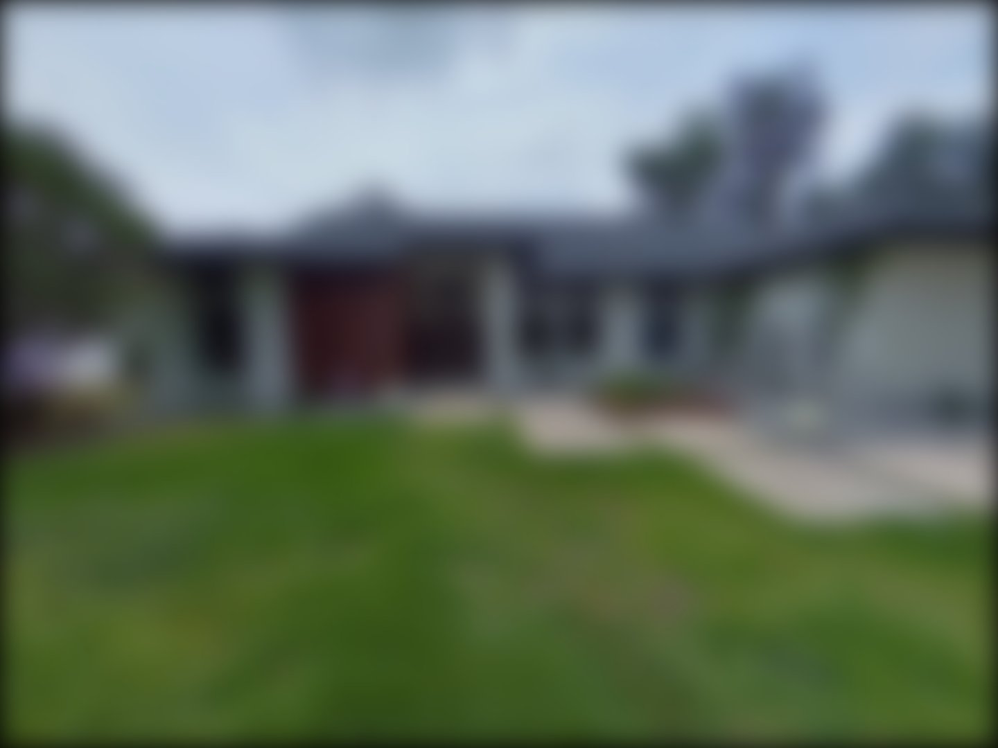 loading blurry tour image