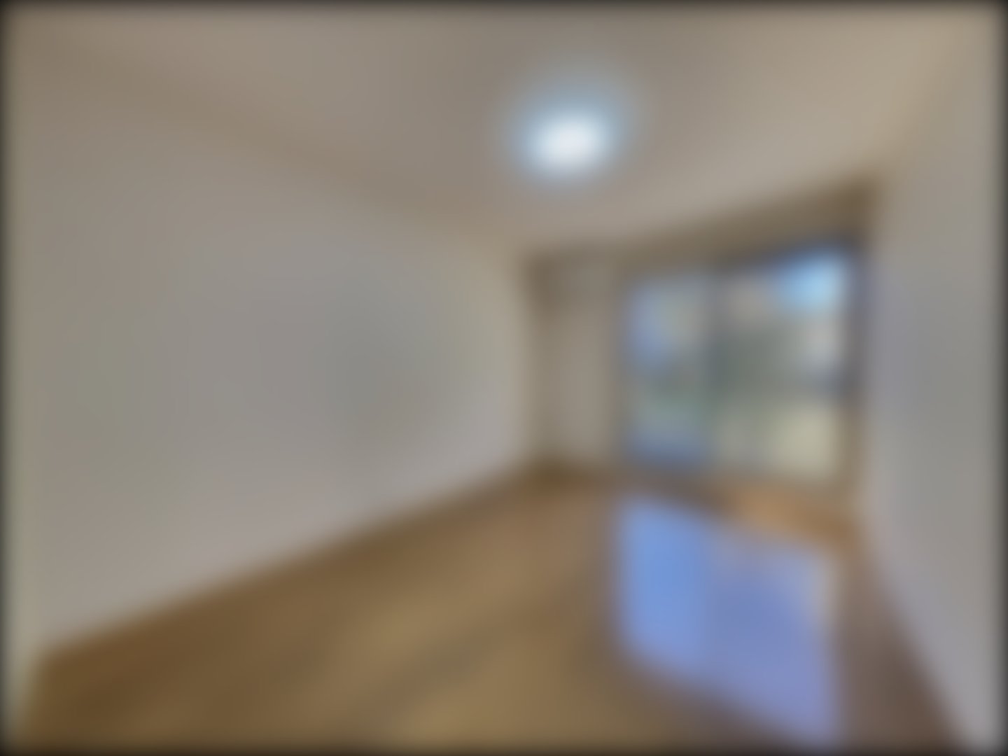 loading blurry tour image