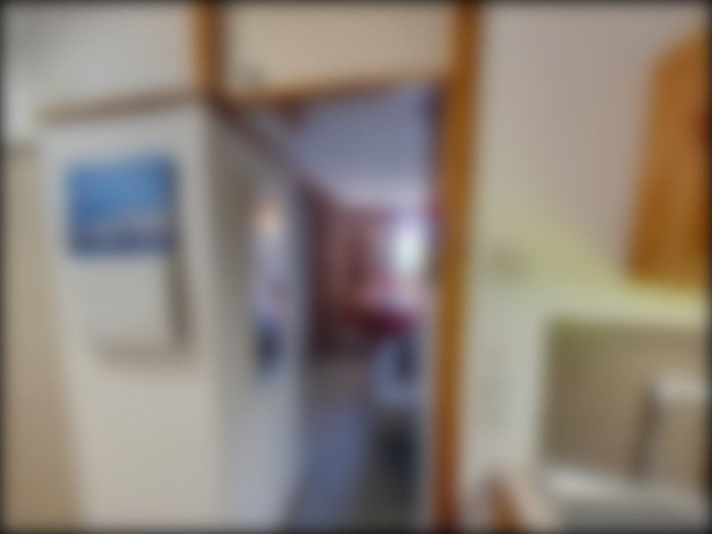 loading blurry tour image