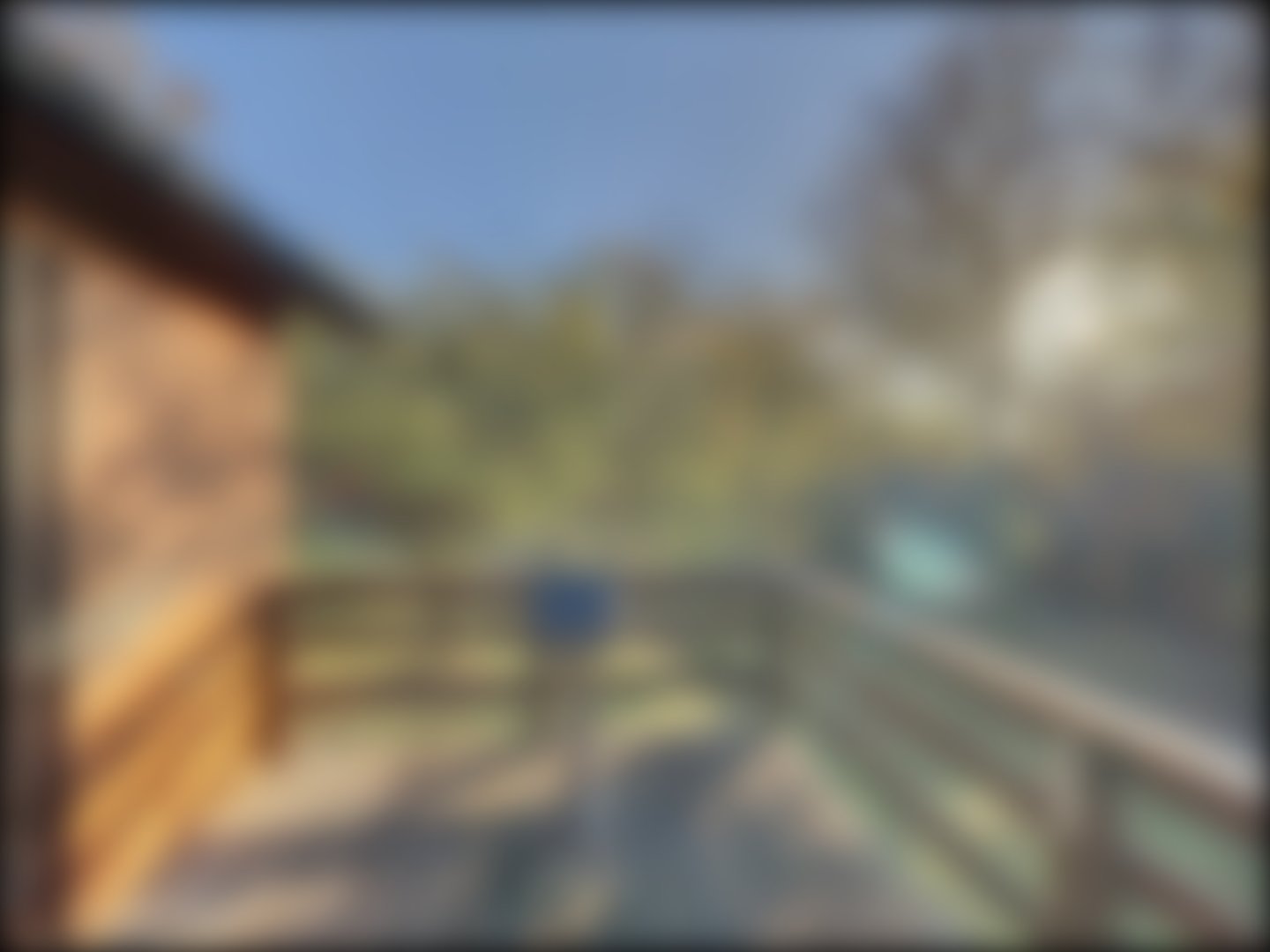 loading blurry tour image