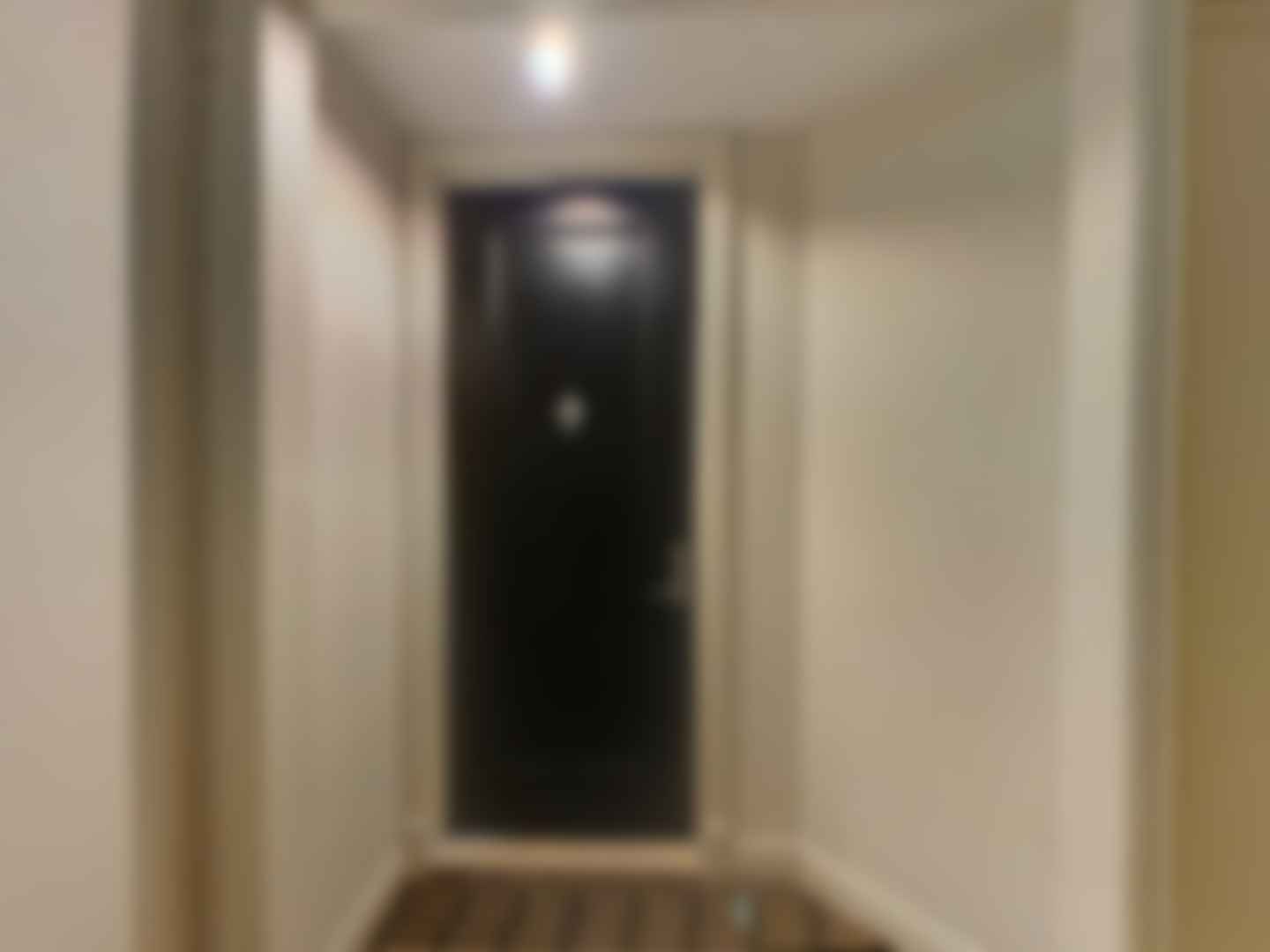 loading blurry tour image