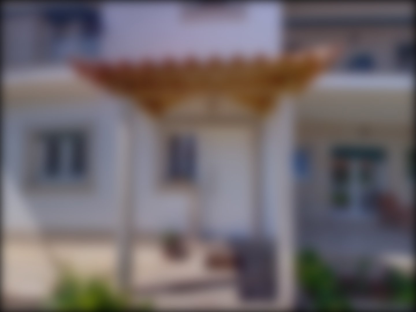 loading blurry tour image