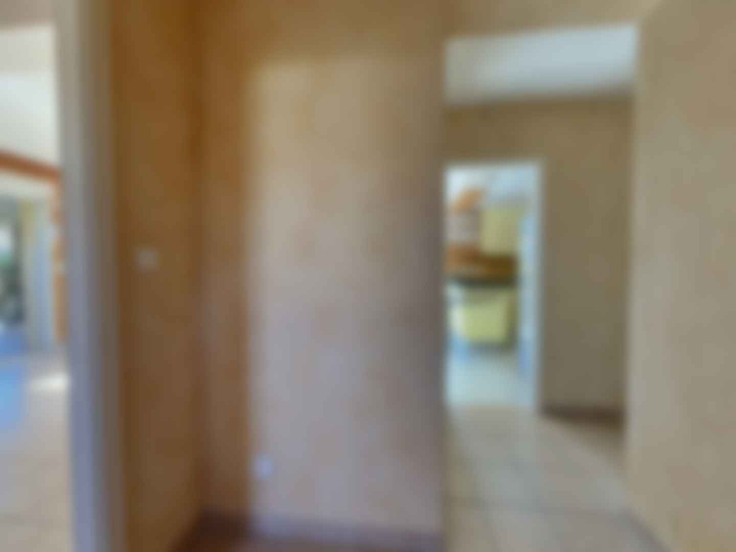 loading blurry tour image