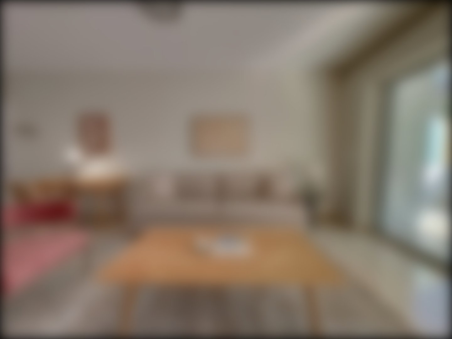 loading blurry tour image