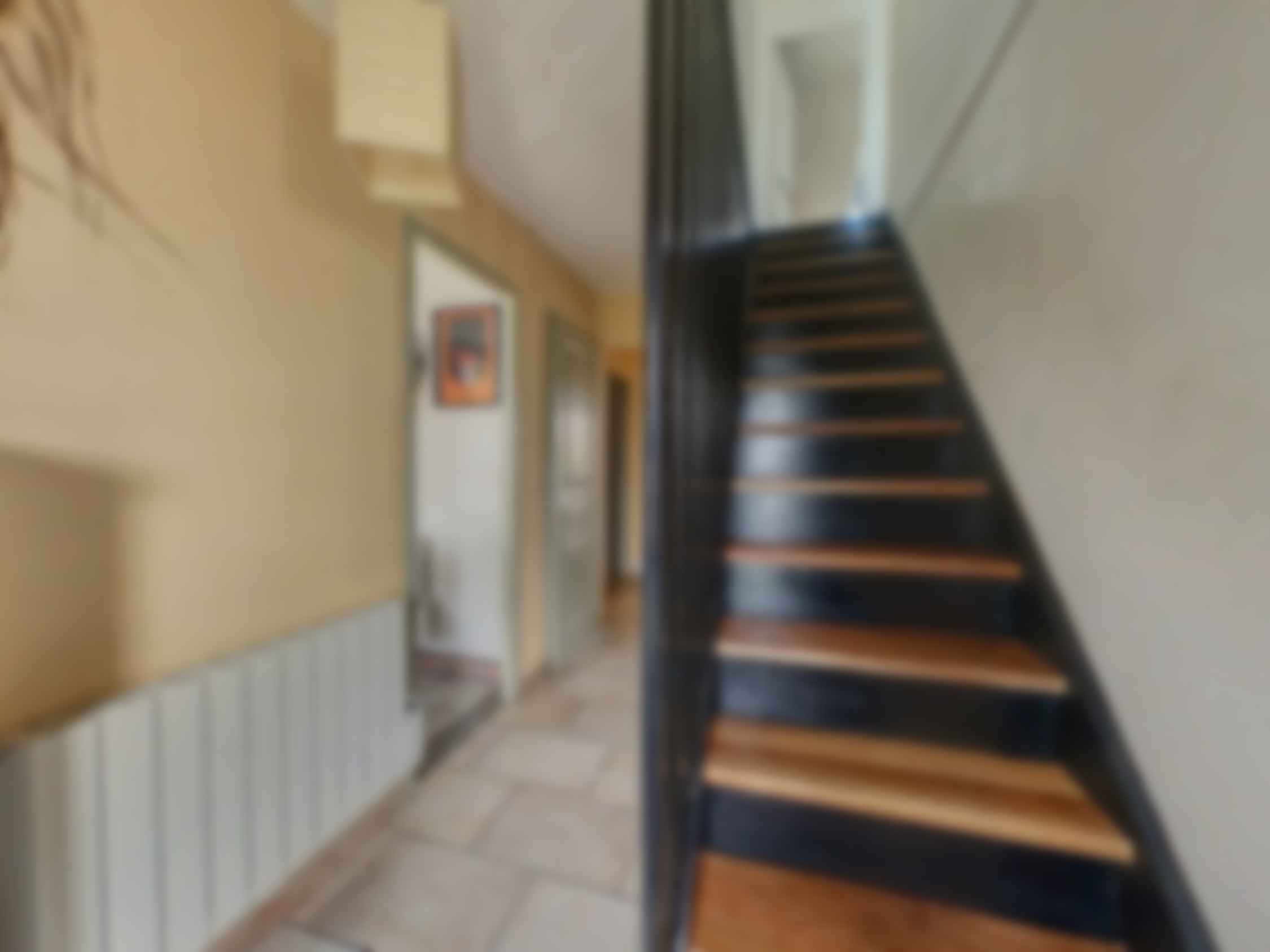 loading blurry tour image