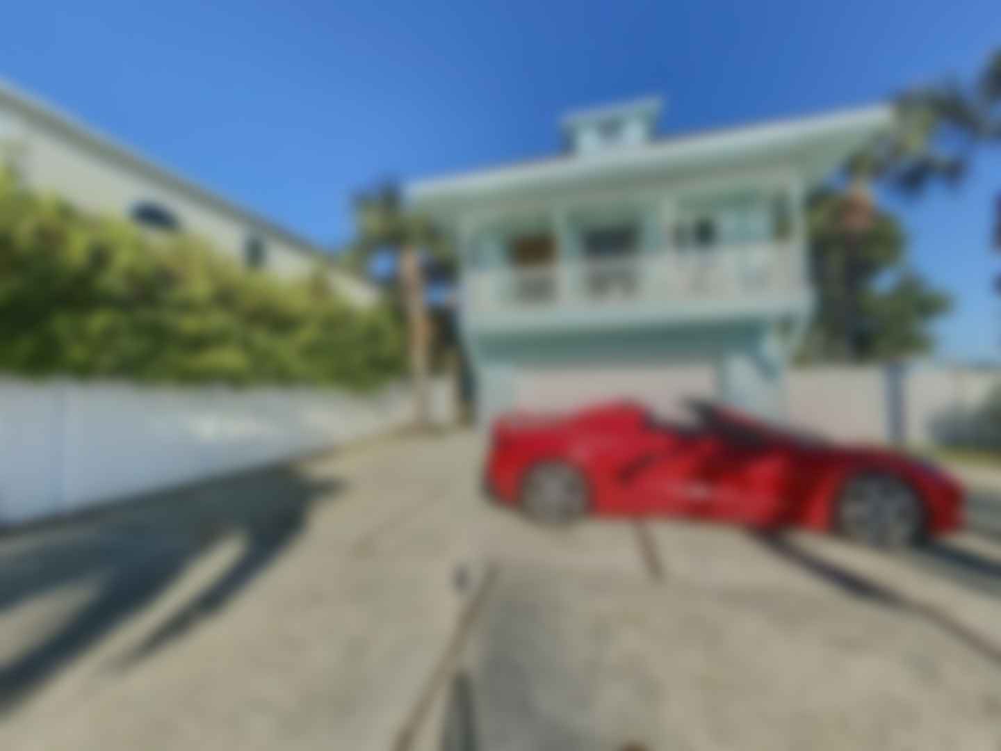 loading blurry tour image