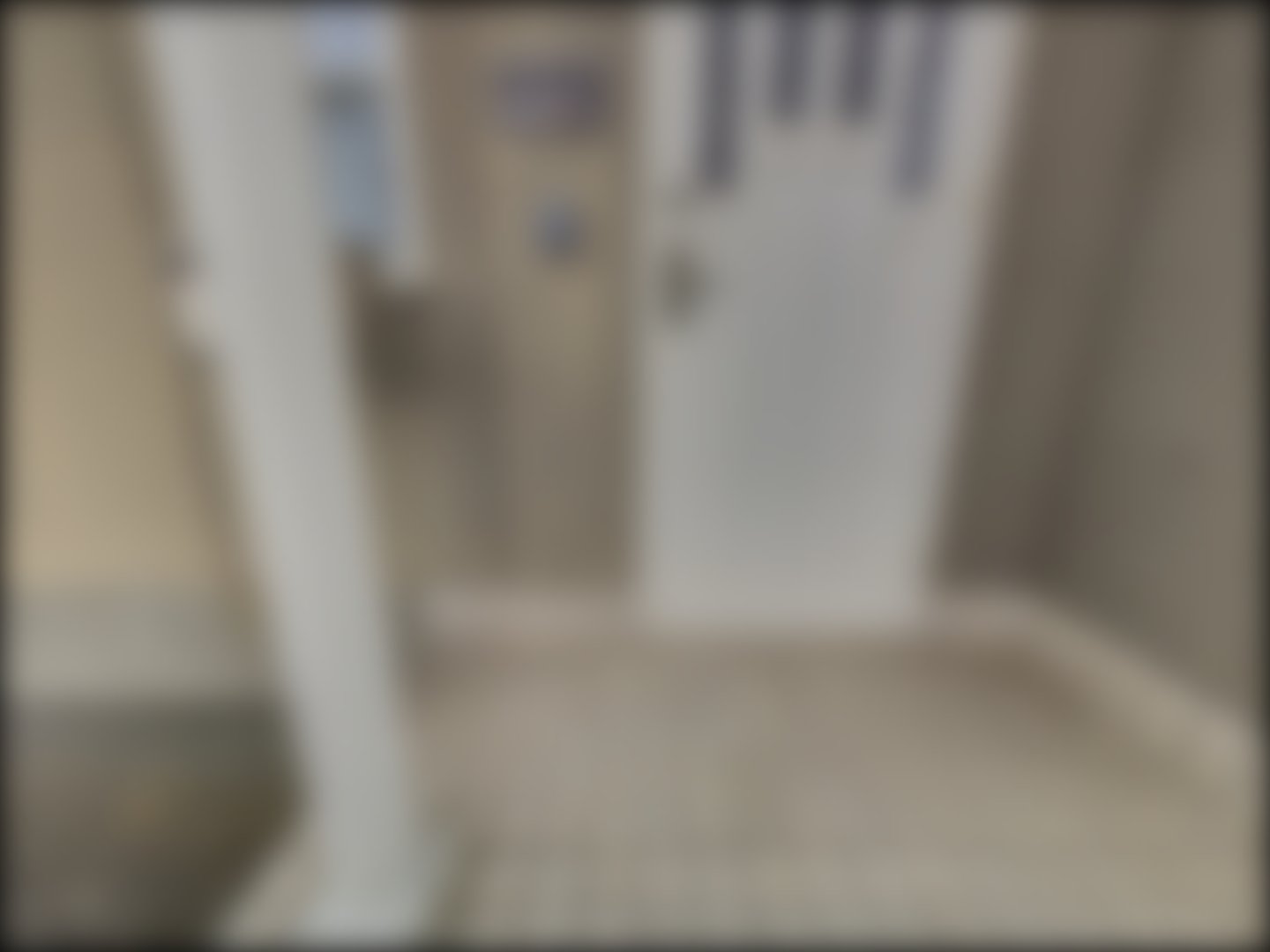 loading blurry tour image