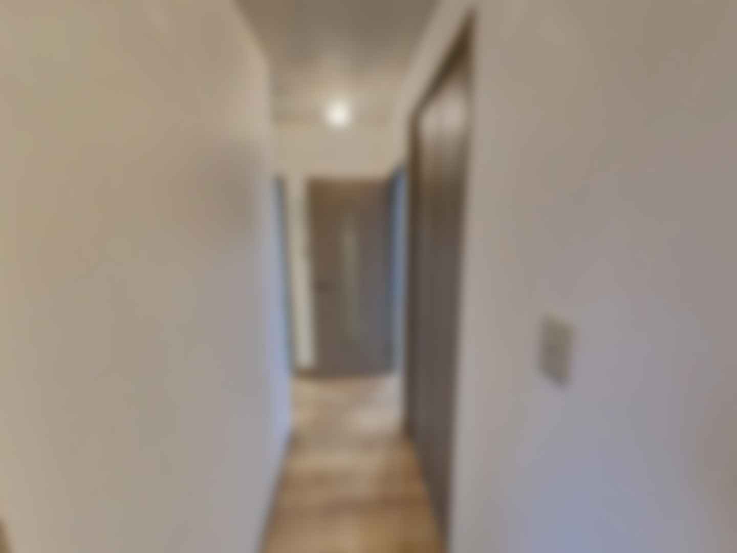 loading blurry tour image