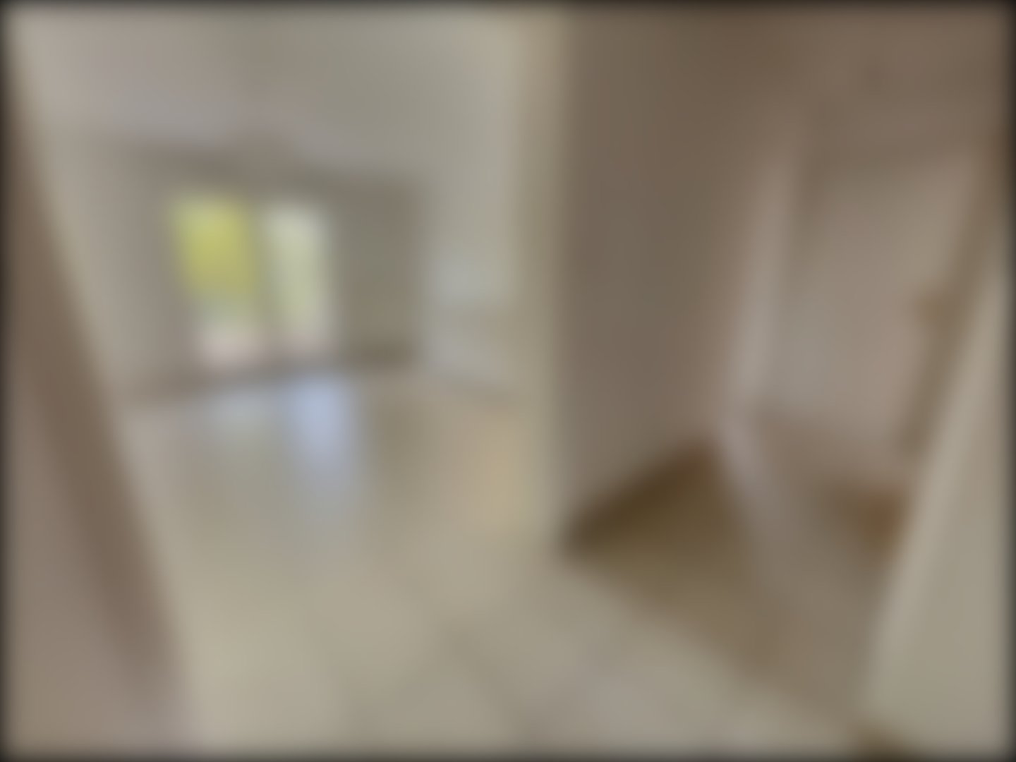 loading blurry tour image