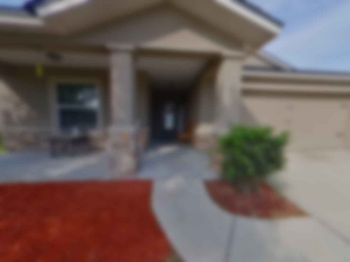 loading blurry tour image