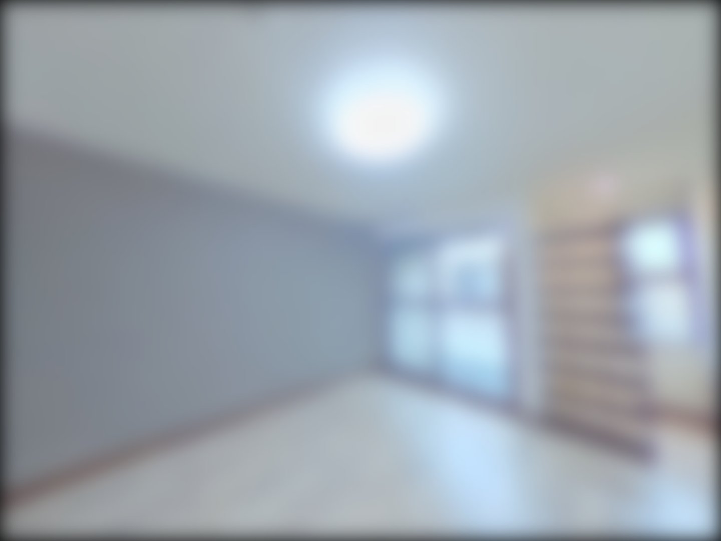 loading blurry tour image