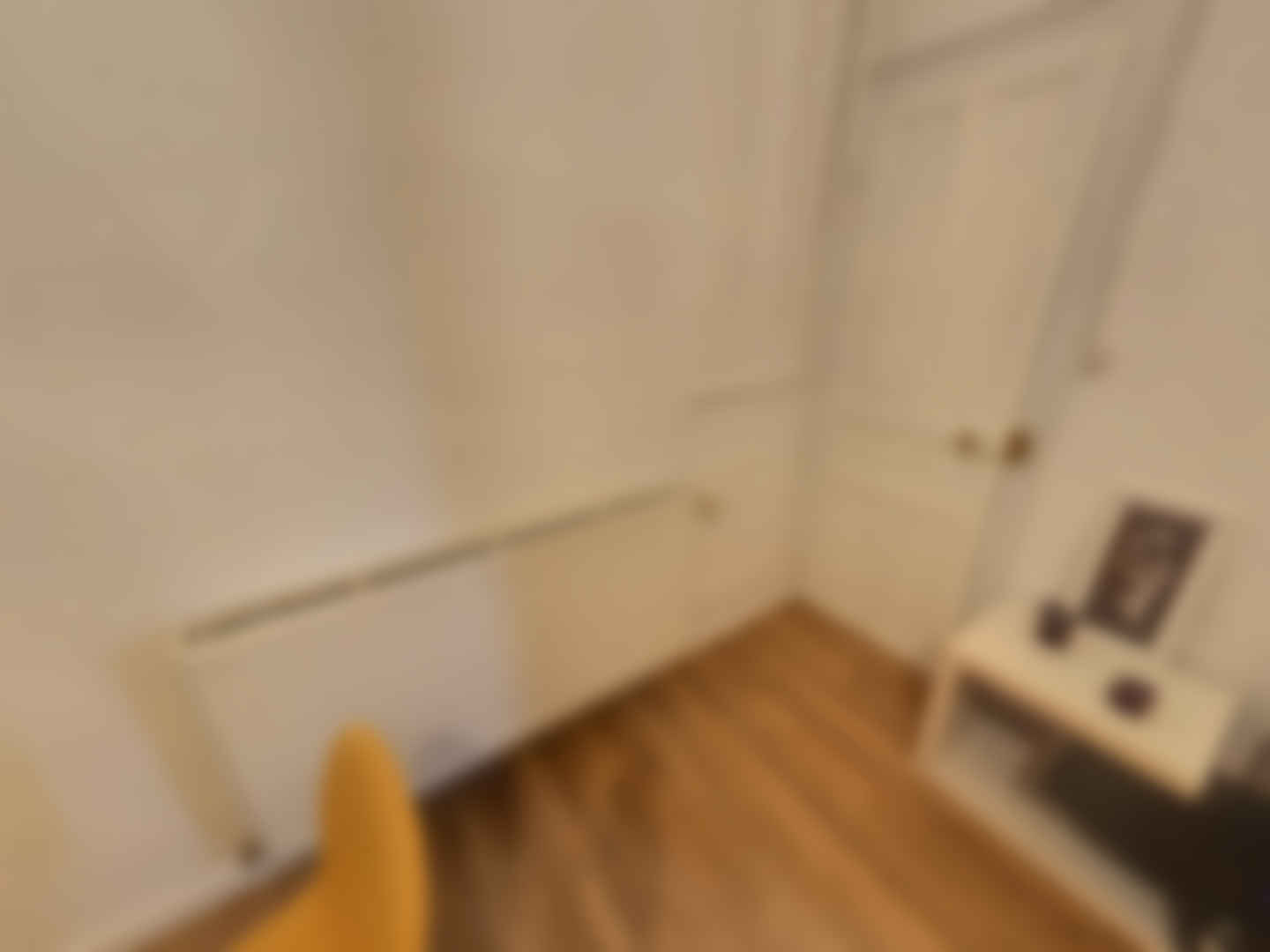 loading blurry tour image